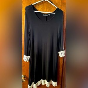 Classy long sleeve black dress with white trim